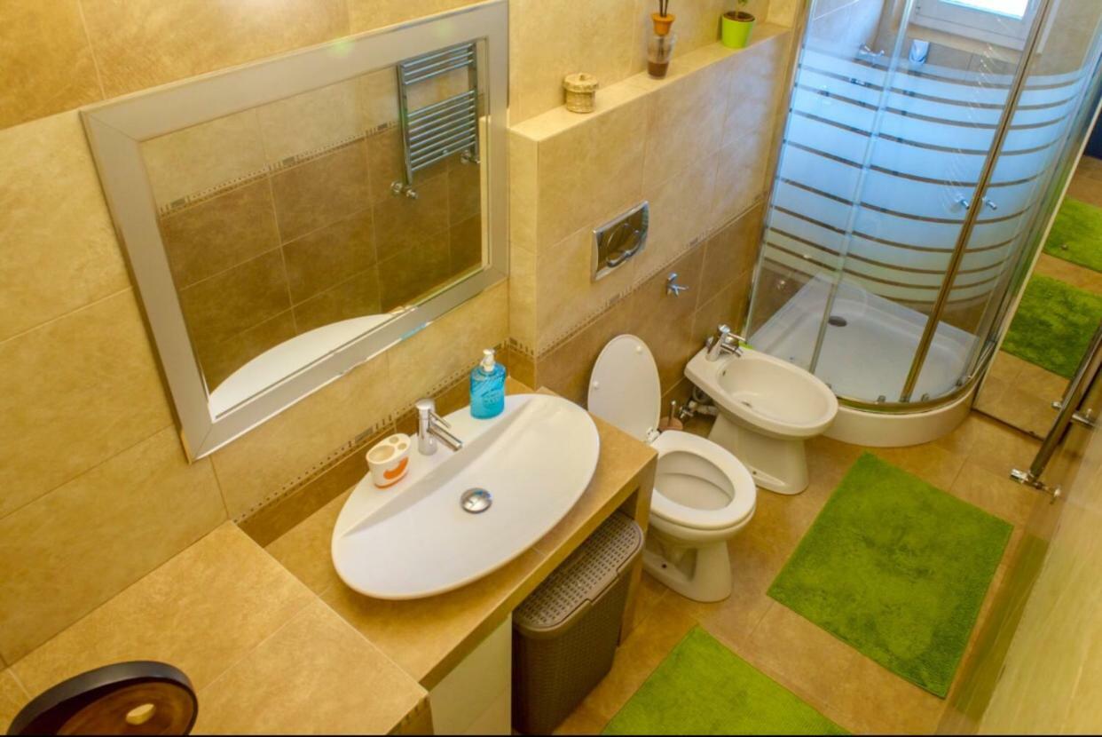 Zuzu'S Home Rîşnov Eksteriør bilde